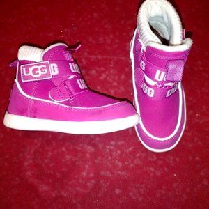 UGG TABOR CHILDRENS BOOT/SHOE
